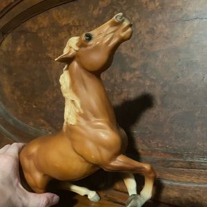 Breyer chestnut semi-rearing mustang